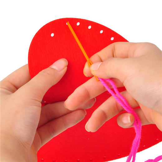 diy不织布 LOVE爱心背包 教师节幼儿园无纺布手工缝制背包制作材 商品图1