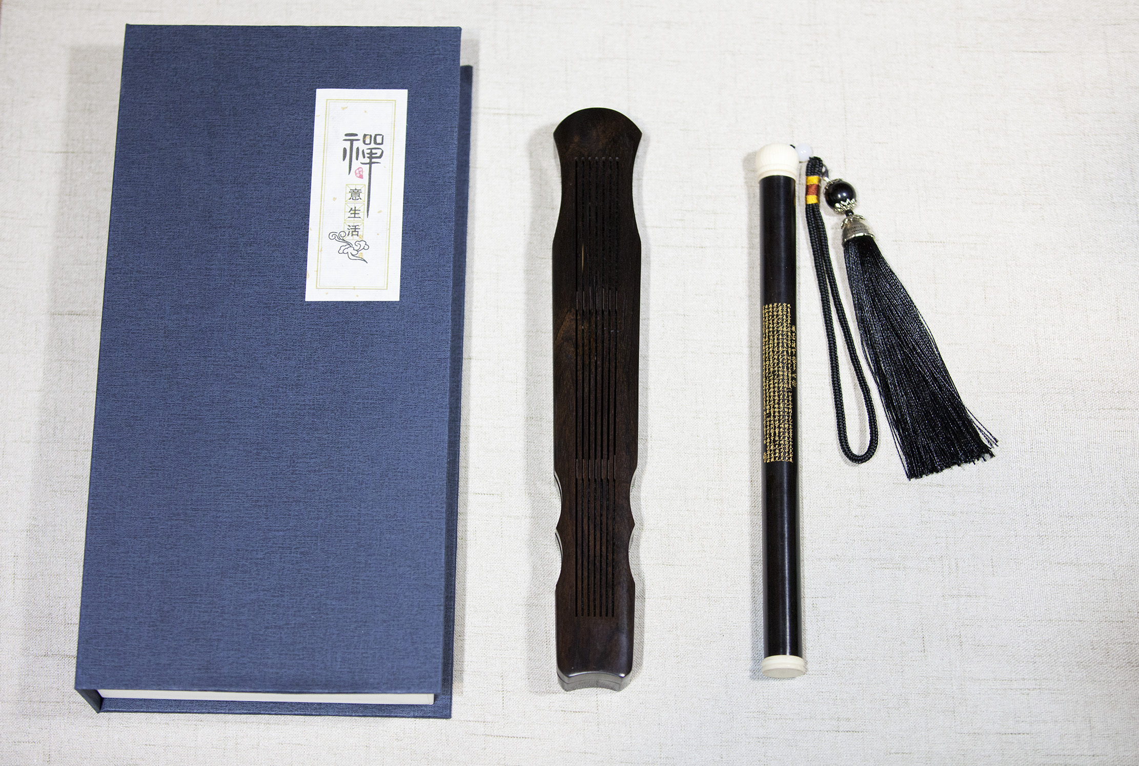 《初见 · 沉香》（芽庄老料沉香线香+古琴香盒）