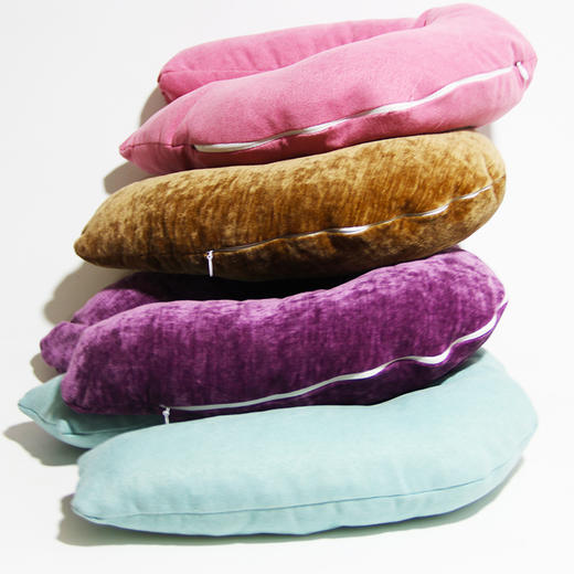 羊绒泰式U型趴枕-紫色 商品图1
