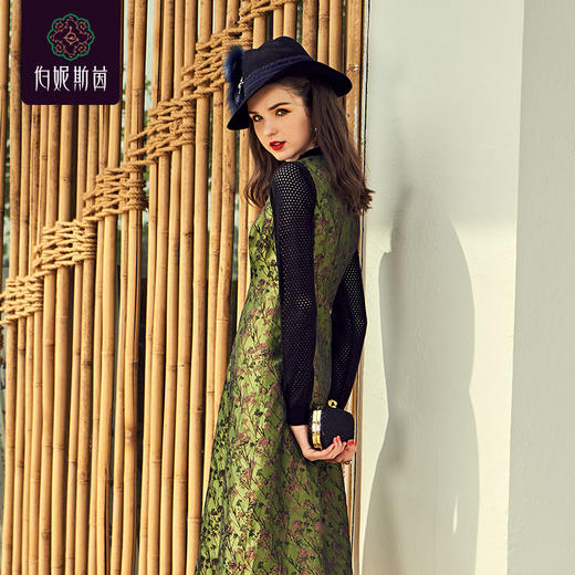 3S6765--无袖连衣裙--阅读者--《画尽世间光影，只为挚爱的女人》 商品图2