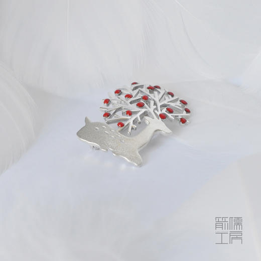溪边鹿 / 925银珐琅胸针【定制：7-15天】 ○ 箭儒工房 商品图4