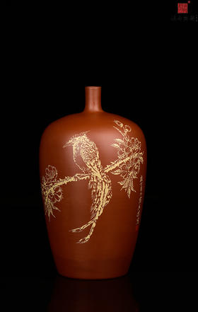 逯英杰单色刻填花鸟尖口梅瓶