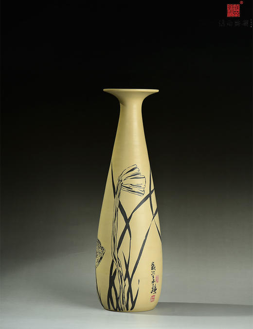 何阿平单色刻填秋韵玉兰瓶 商品图1