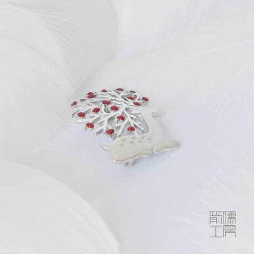 溪边鹿 / 925银珐琅胸针【定制：7-15天】 ○ 箭儒工房 商品图3
