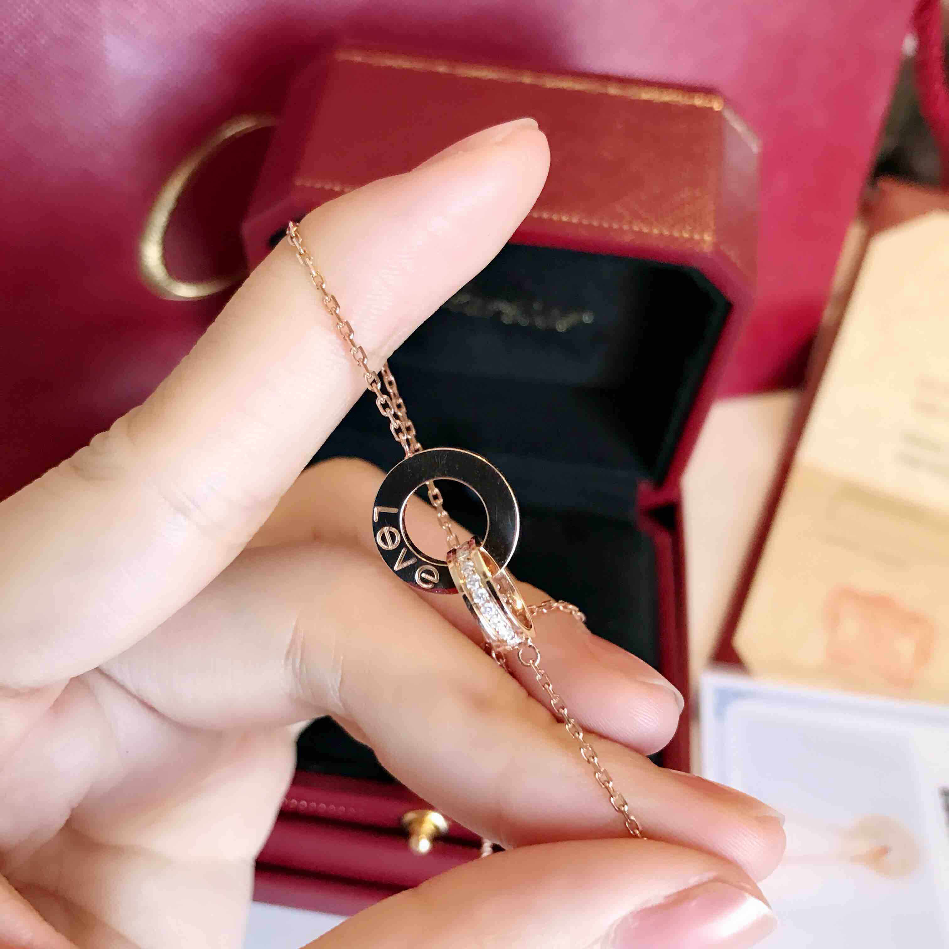 现货国家专业珠宝玉石鉴定中心鉴定卡地亚满钻love18k金项链