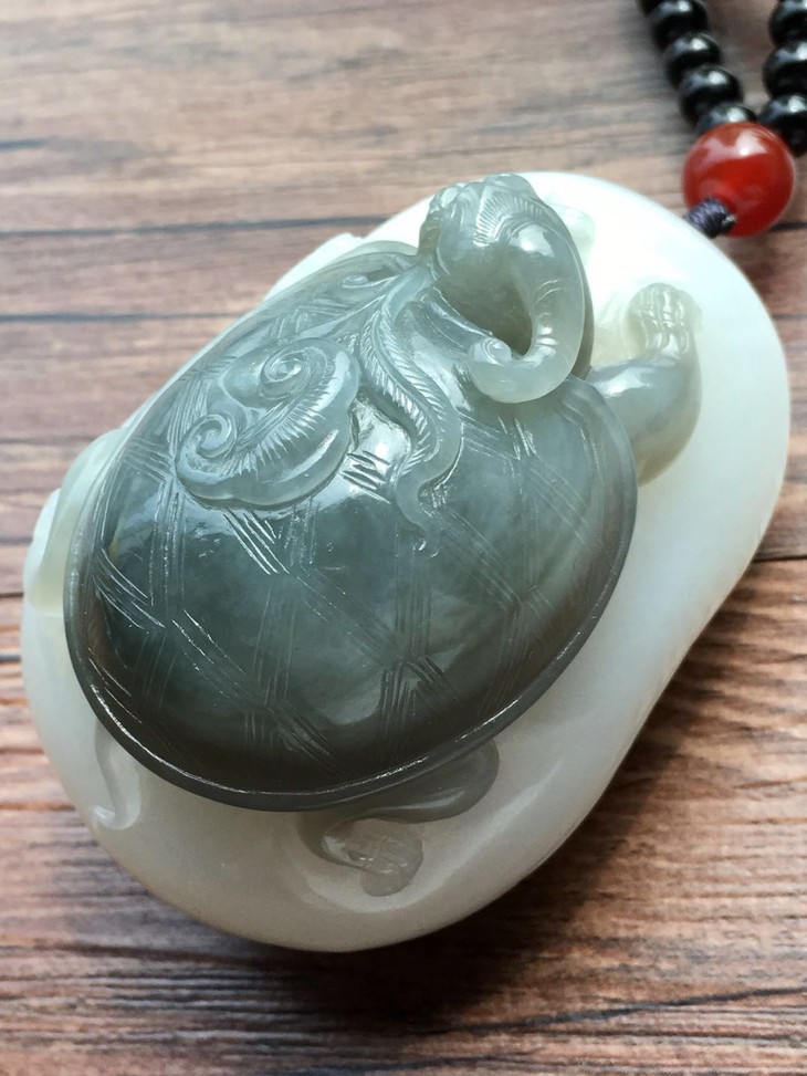 900635和田玉青花青海料龙龟神兽手把件
