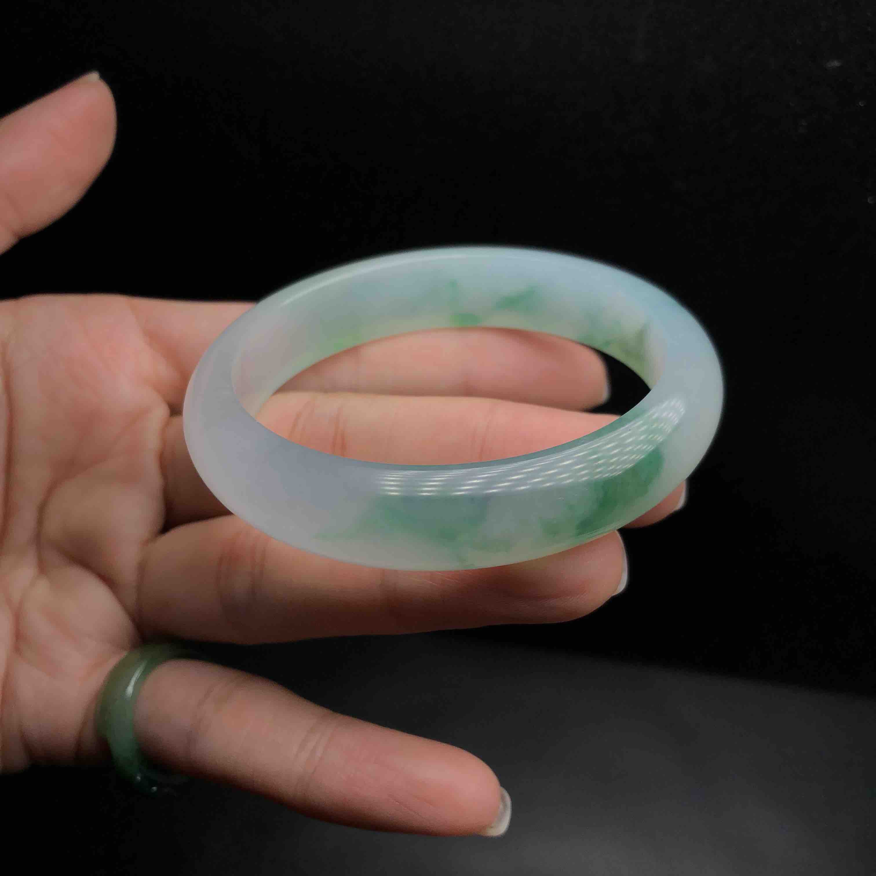 糯冰飘花手镯厚实完美圈口57