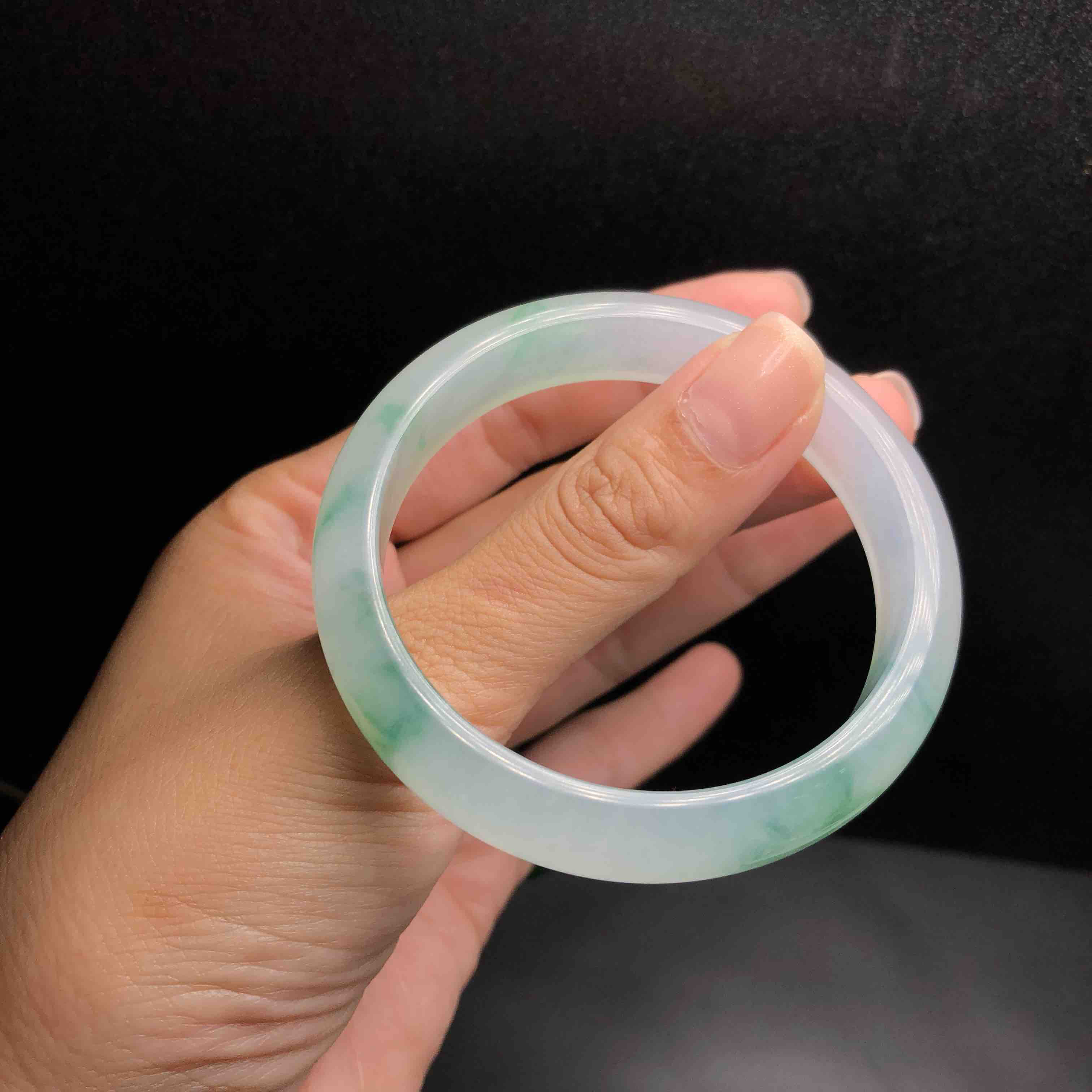 糯冰飘花手镯厚实完美圈口57