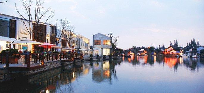 103观谭盾水乐堂天顶上的一滴水diy抖音最火爆的云朵灯水乐堂外教体验