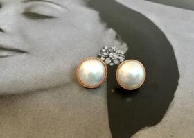 14mm钻镶马贝珠耳钉