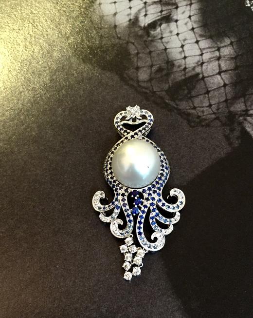 16mm南洋白珠高定胸针 商品图1
