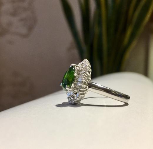 2.2克拉乌拉尔翠榴石戒指 商品图3