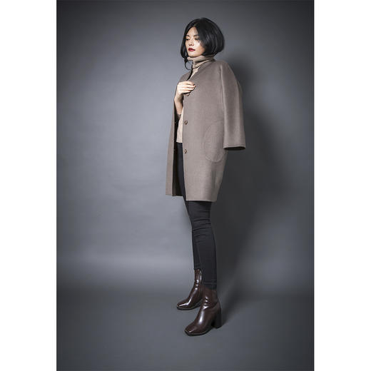 PURE by purée #0914 纯羊绒九分袖茧型大衣 商品图1