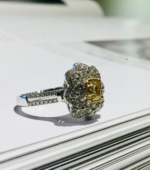 1.00克拉黄钻 18k金豪镶戒指吊坠两用款 商品图7