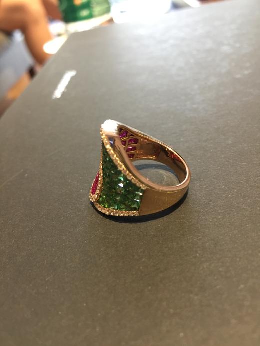 无边镶嵌工艺红宝石钻石戒指 商品图5