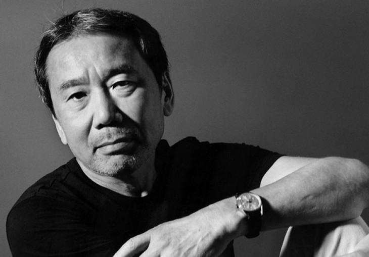 日本当代作家 村上春树,把短篇小说视为 通往他内心的路牌.