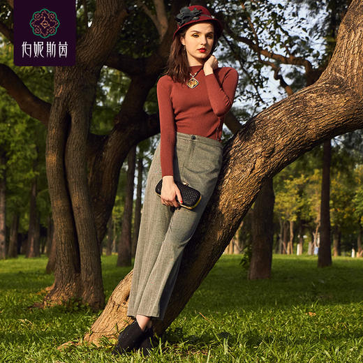 【伯妮斯茵】3E6772-毛衫--阿让特伊花田-《画尽世间光影，只为挚爱女人》 商品图3