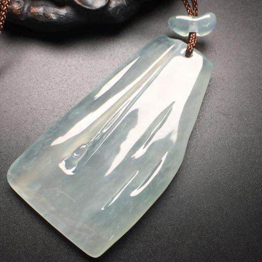 81504翡翠冰种悟道佛随型挂件