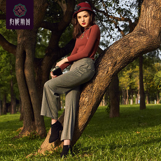 【伯妮斯茵】3E6772-毛衫--阿让特伊花田-《画尽世间光影，只为挚爱女人》 商品图1