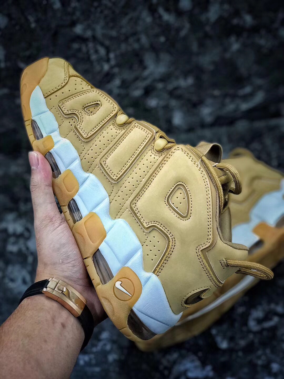 小麦色nkairmoreuptempoog耐克皮蓬系列大air小麦原盒原标天猫正品