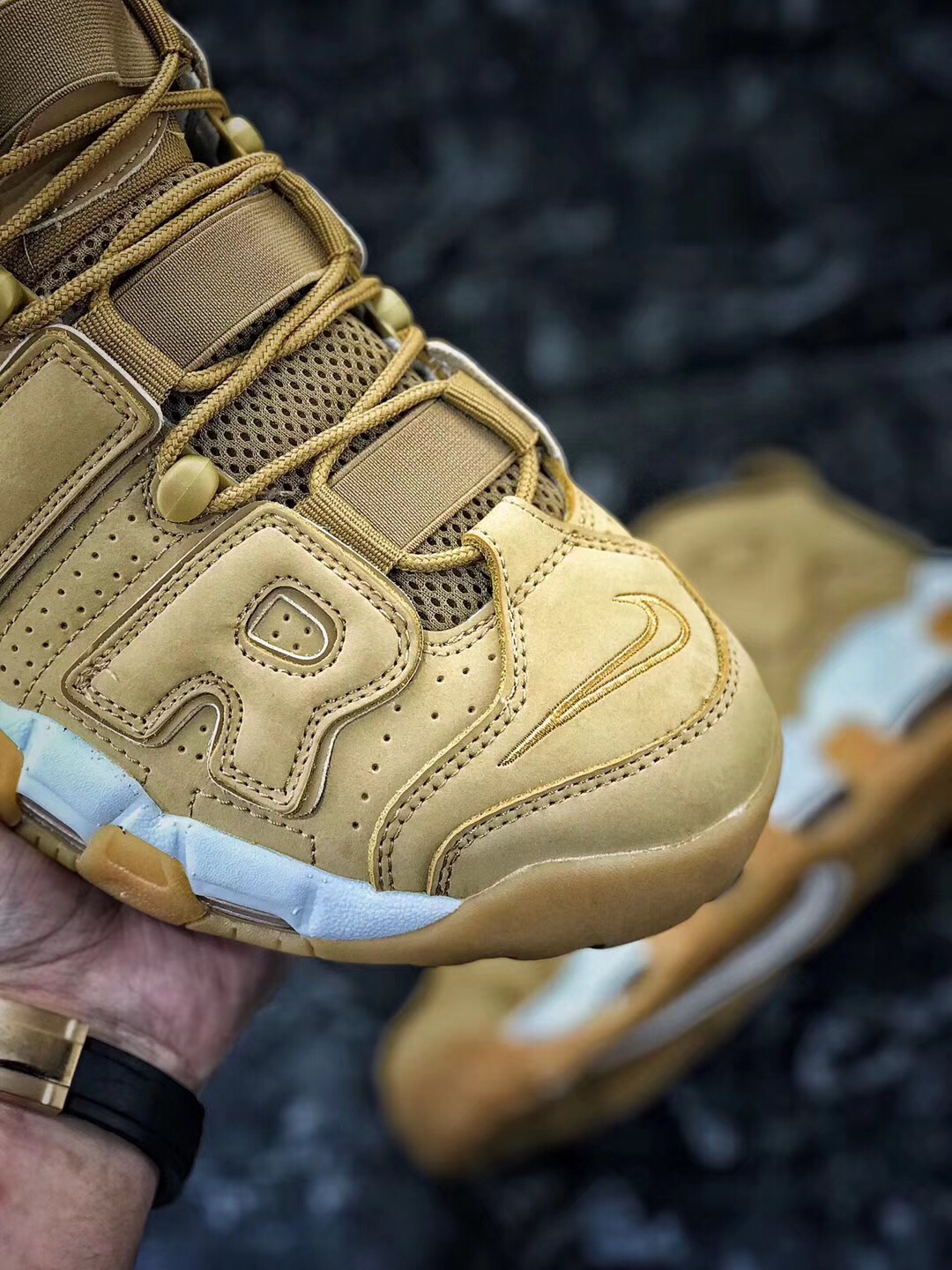 小麦色nkairmoreuptempoog耐克皮蓬系列大air小麦原盒原标天猫正品