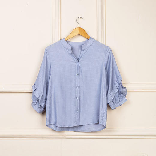立领灯笼七分袖衬衣18d3526104