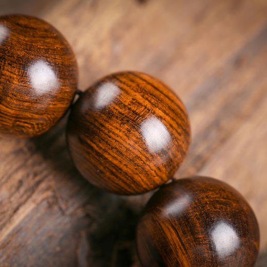 2012颗海黄油梨老料顺纹重5318gh26