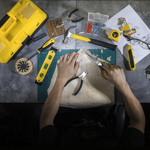 STHT75982 史丹利家用工具箱135件组套 商品图3