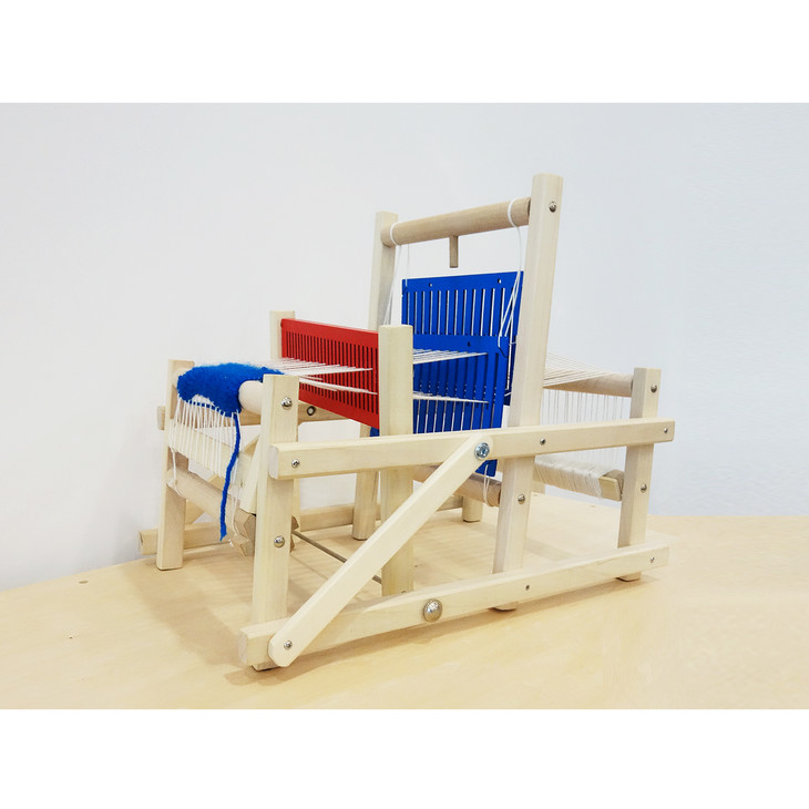 传统小型织布机