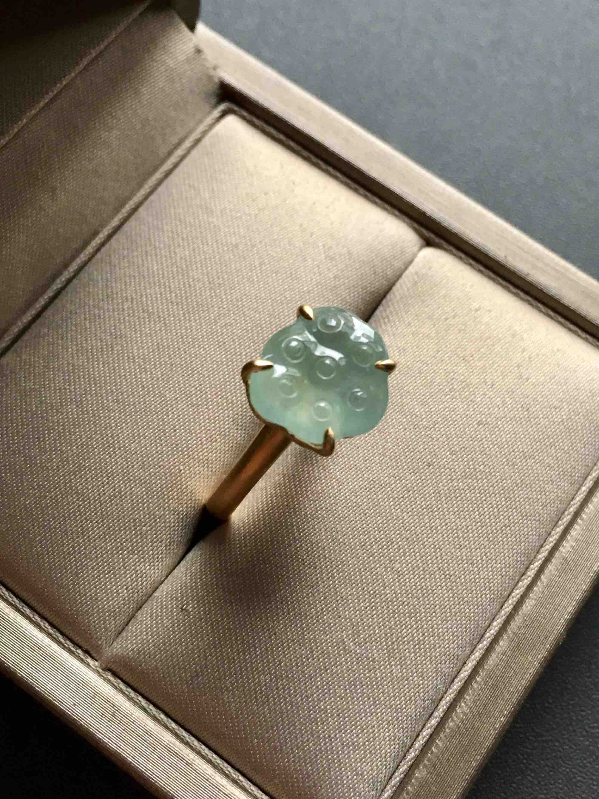 高冰种翡翠莲蓬戒指18k黄金镶嵌
