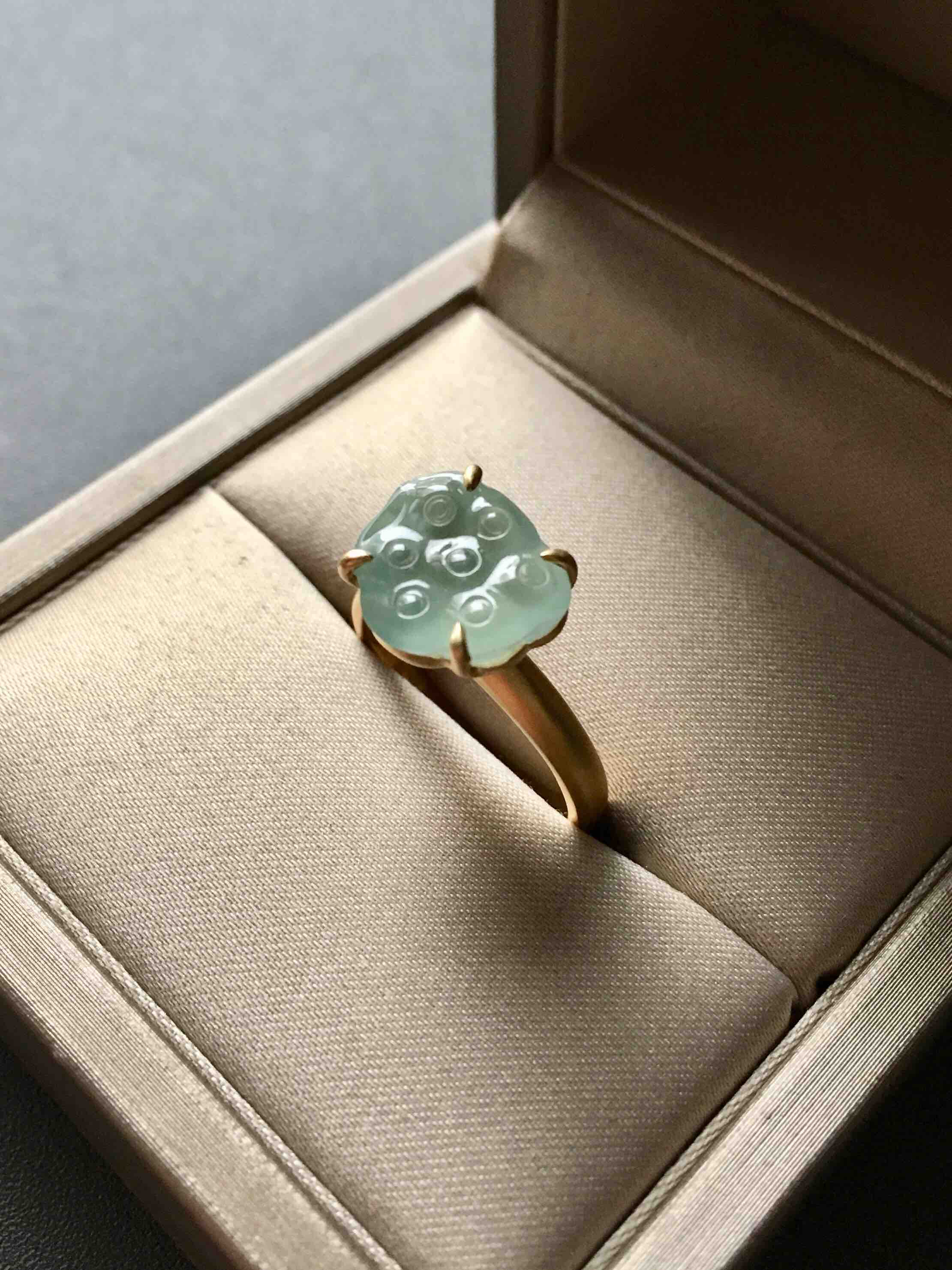 高冰种翡翠莲蓬戒指18k黄金镶嵌