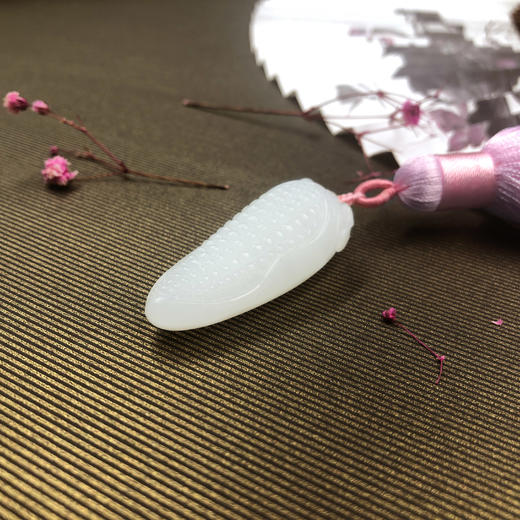 和田玉（羊脂玉）挂件-玉米 商品图1