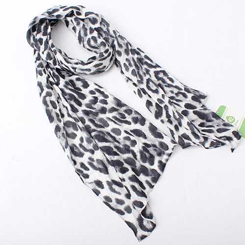 黑白豹纹围巾长款