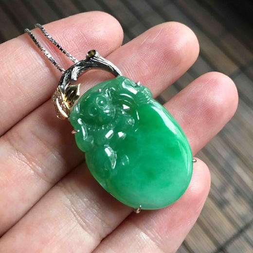 糯种阳绿灵猴翡翠福禄寿18k黄金镶嵌 商品图6