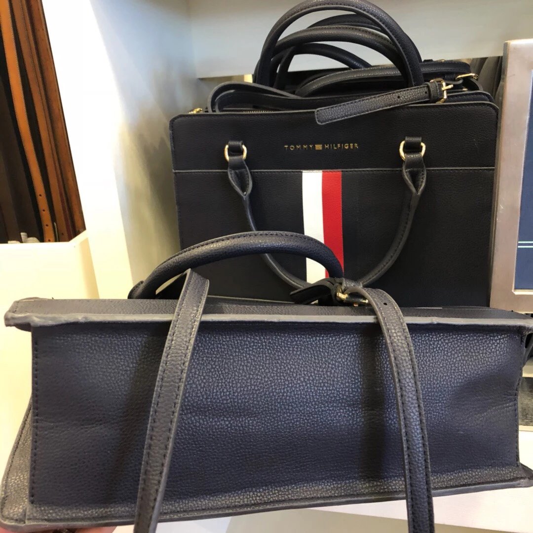 tommyhilfiger汤米女士手提包可斜背tommy经典三色搭配黑色