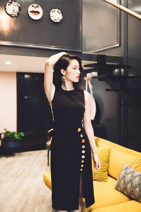 AtelierMissLu / Harriet 黑色纽扣露腰小礼服