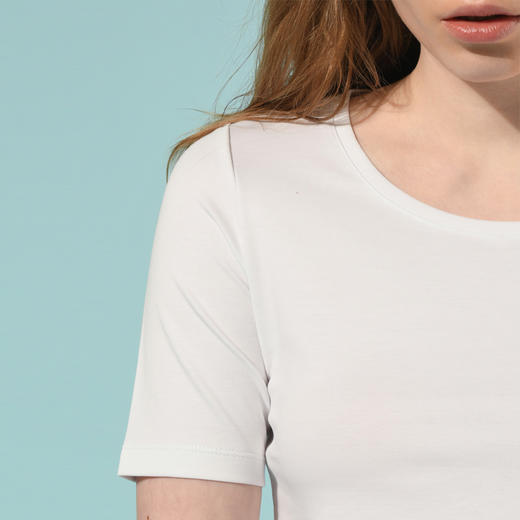 【特价清仓】女士经典款60支船领T恤 商品图3