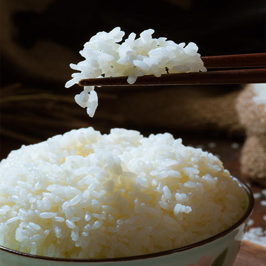 珍珠米饭蒸熟图片