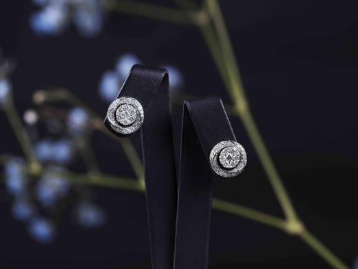 「旋」多用途钻石耳钉 商品图1
