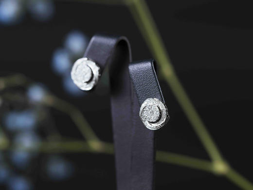 「旋」多用途钻石耳钉 商品图3