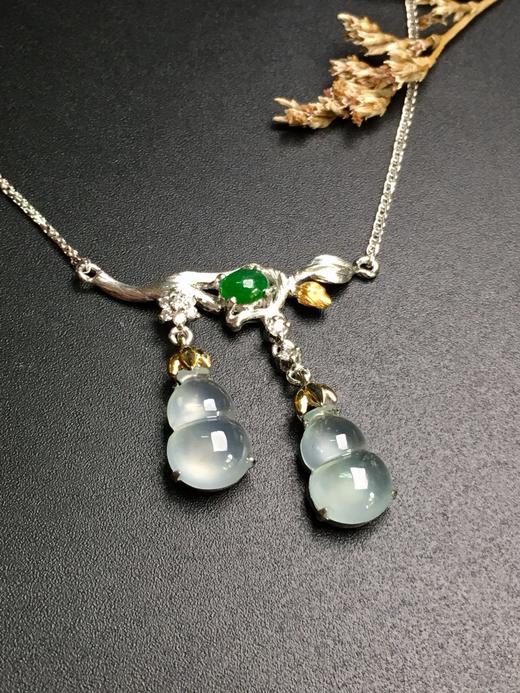 12410翡翠高冰双葫芦吊坠