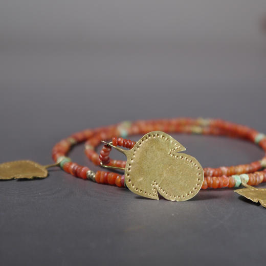 西亚高古金叶子锁骨链 商品图2