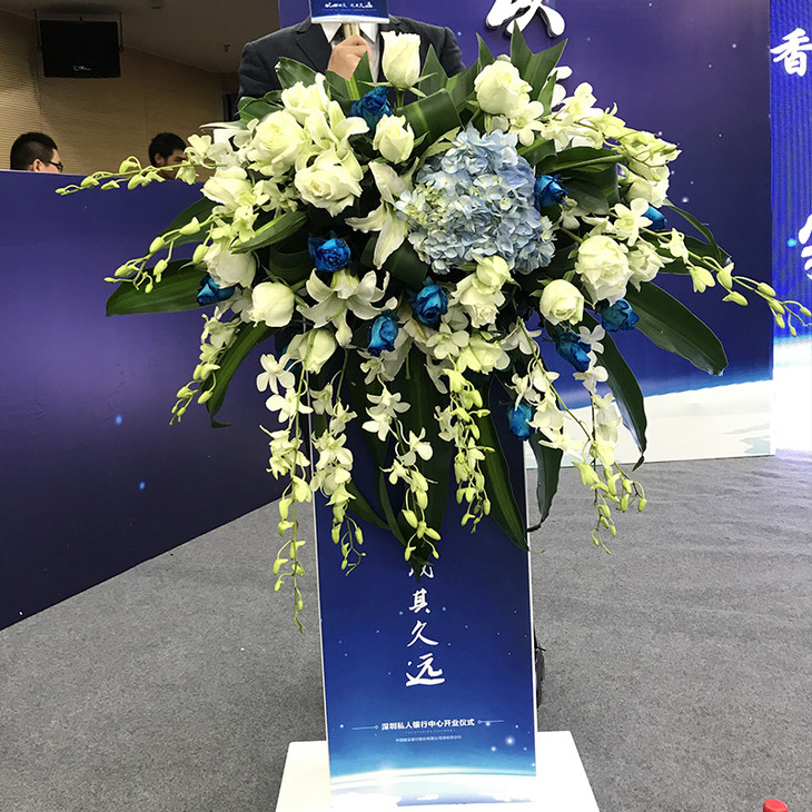 讲台花花会议布置桌面花演讲台会议室花艺装饰花桌面花商务鲜花