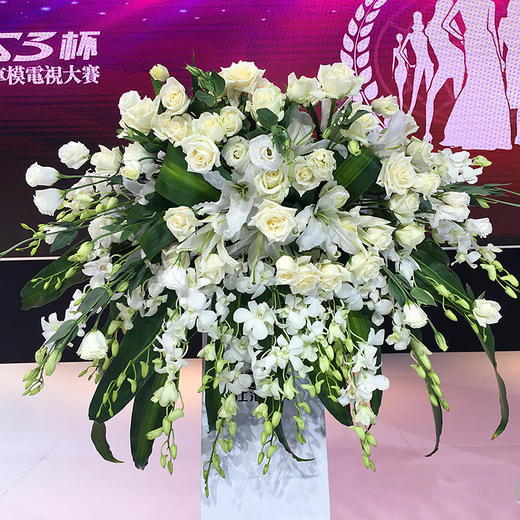 讲台花花-会议布置桌面花演讲台会议室花艺装饰花桌面花商务鲜花 商品图7