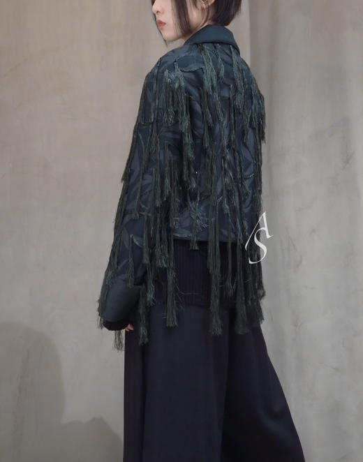 Xuzhi  墨绿流苏短外套 商品图1