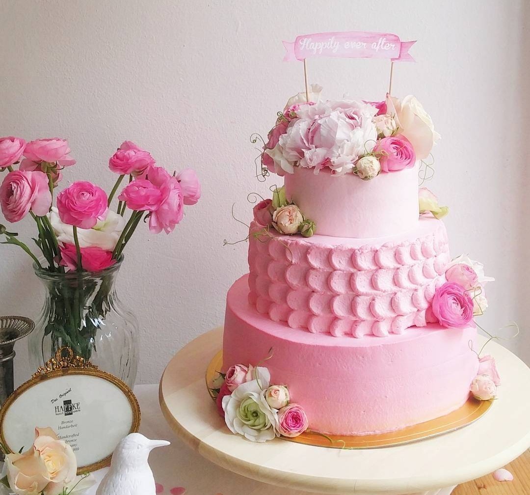 粉色洋牡丹3层蛋糕