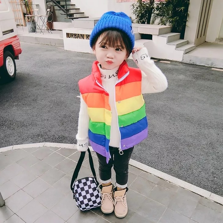 v100975大中小童儿童时尚优雅柔软舒适经典彩色条纹棉服马甲