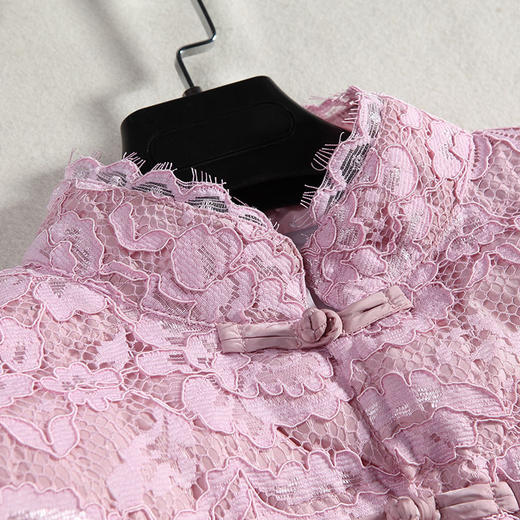 OYCP80990时尚复古单排扣蕾丝棉衣外套 商品图2
