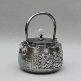 《祥云万里》纯手作银制祥云纹短流提梁壶（定）
