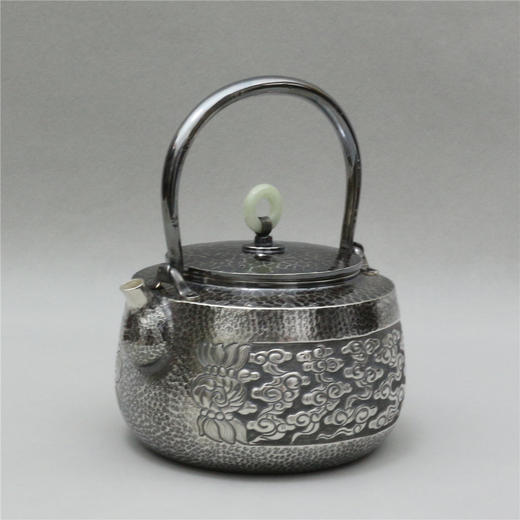 《祥云万里》纯手作银制祥云纹短流提梁壶（定） 商品图0